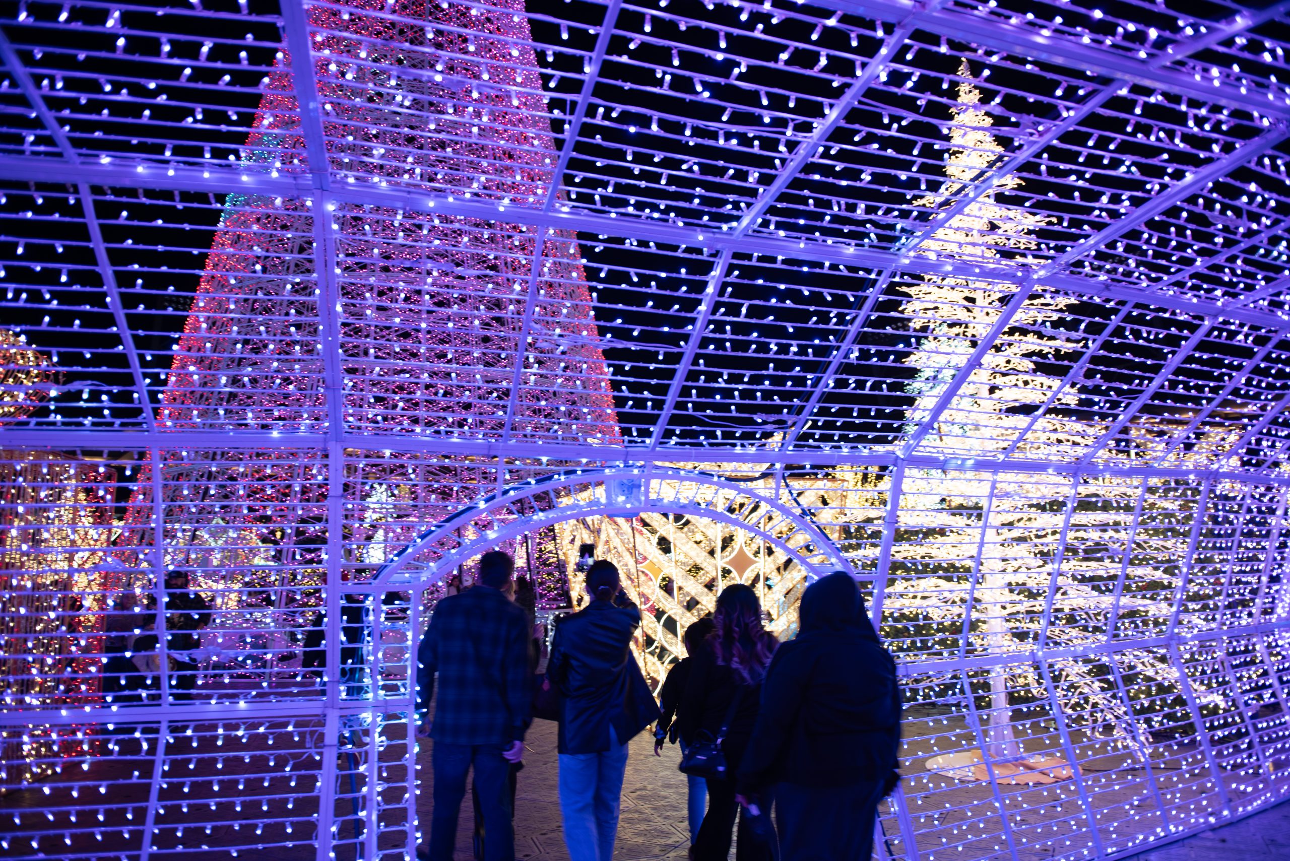 Enchant Brings Holiday Magic to Community Enchant Brings Holiday Magic to Community