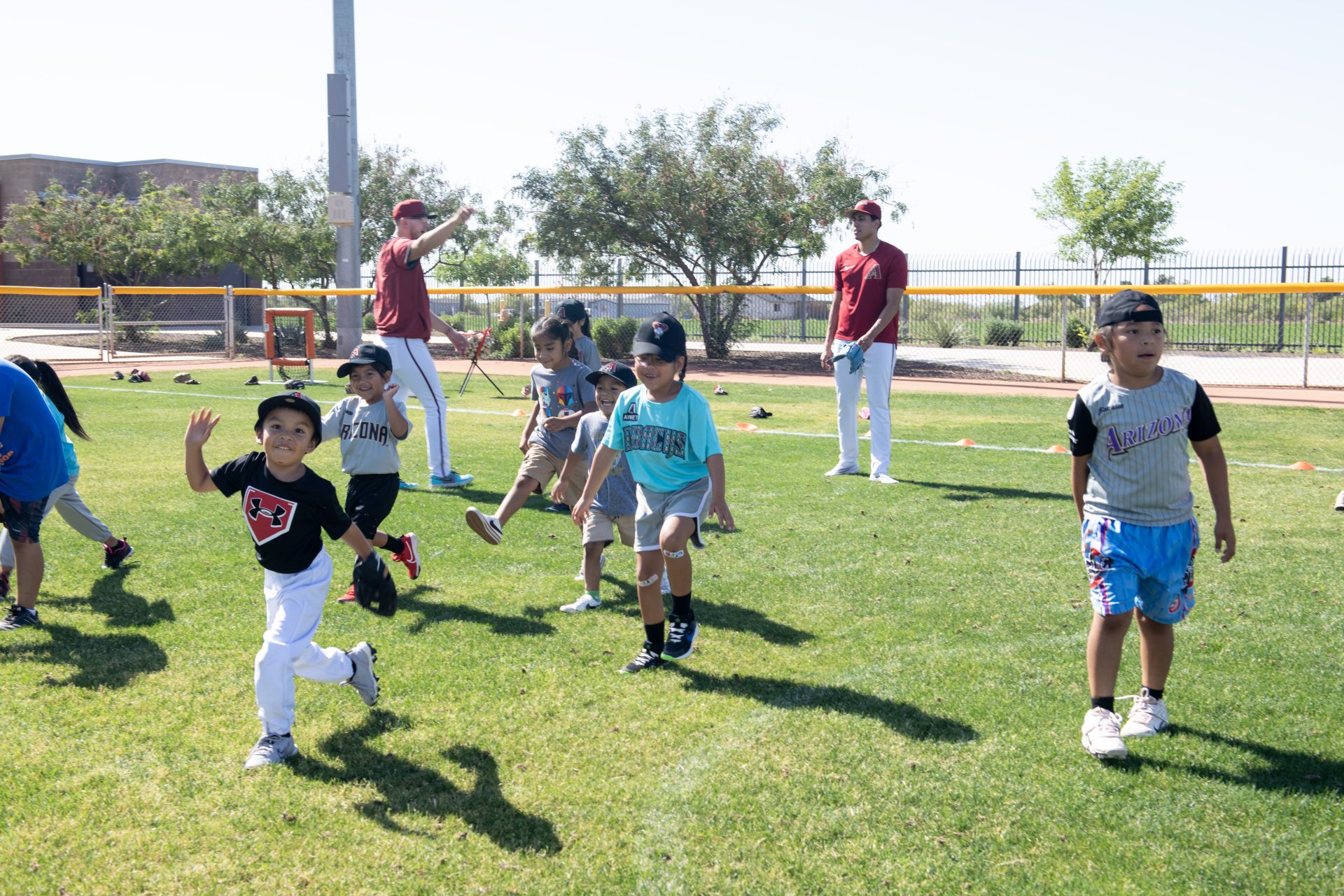 D-Backs Baseball Academy Brings Baseball Clinic to WOLF