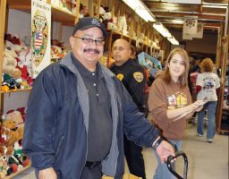 Detective Hernandez Retires from SRPD With Honor