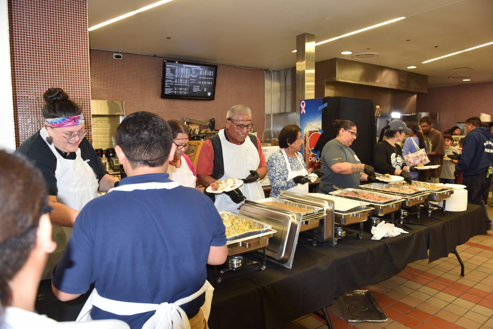 Community Comes Together for Annual Thanksgiving Dinner