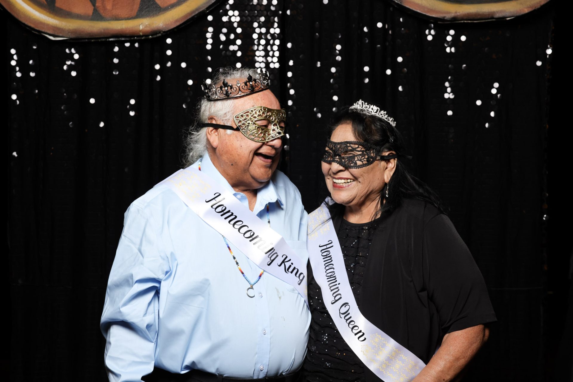 Masked Memories: Seniors Enjoy a Night of Entertainment at the Senior Masquerade Homecoming Dance