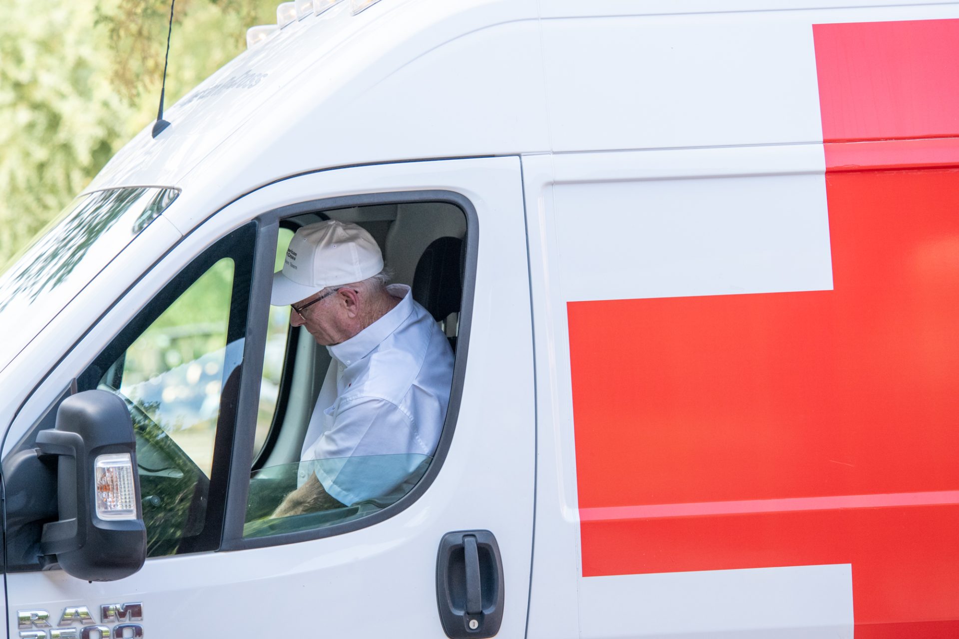 Red Cross Displays Co-Branded Mission Response Disaster Relief Van at Council Meeting