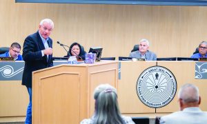 Congressman David Schweikert Visits SRPMIC for Council Meeting