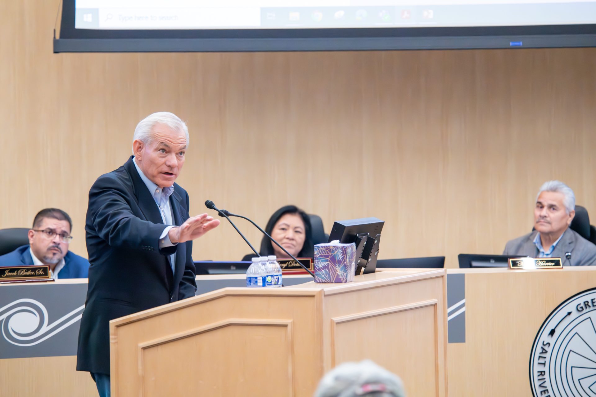 Congressman David Schweikert Visits SRPMIC for Council Meeting