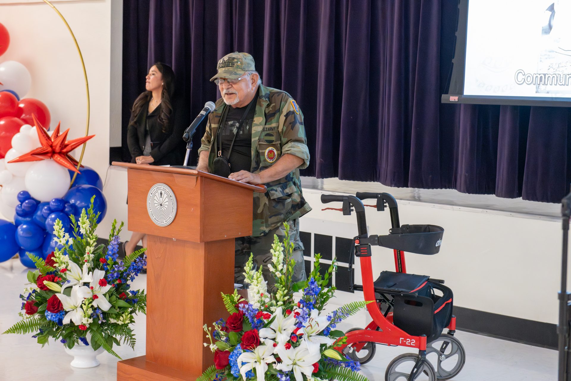 Community Honors, Hands Letters to Veterans