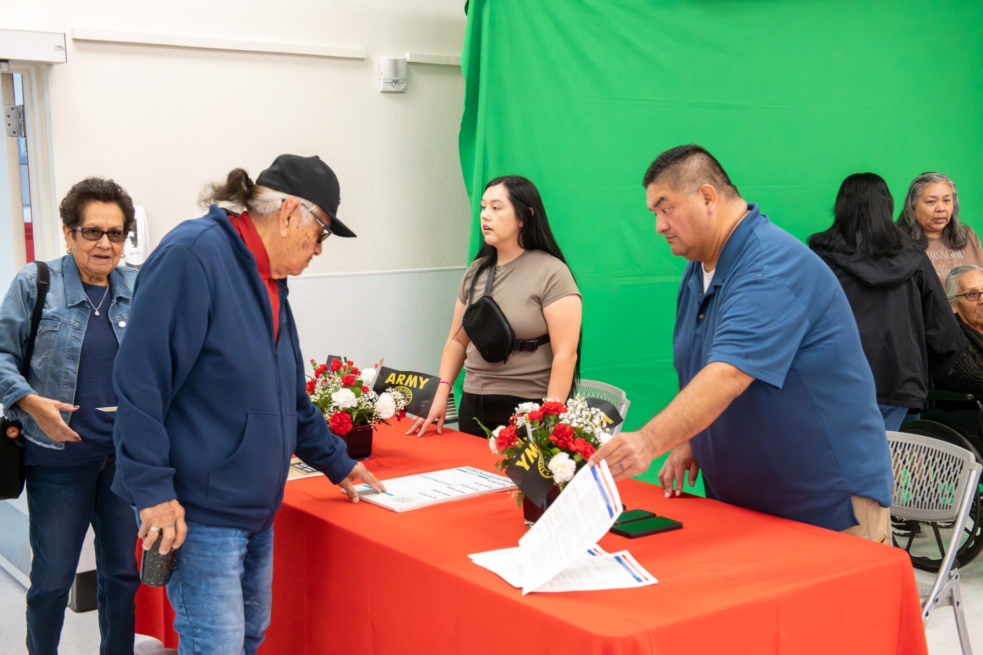 Community Honors, Hands Letters to Veterans