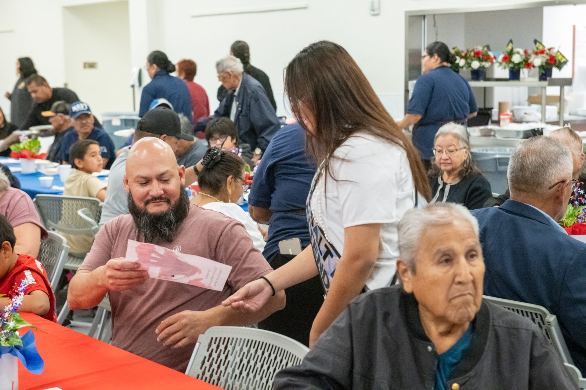 Community Honors, Hands Letters to Veterans