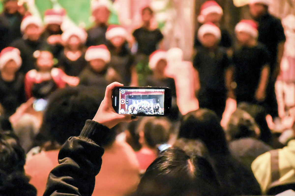 SRES Christmas Program Makes Hearts Grow Three Sizes 