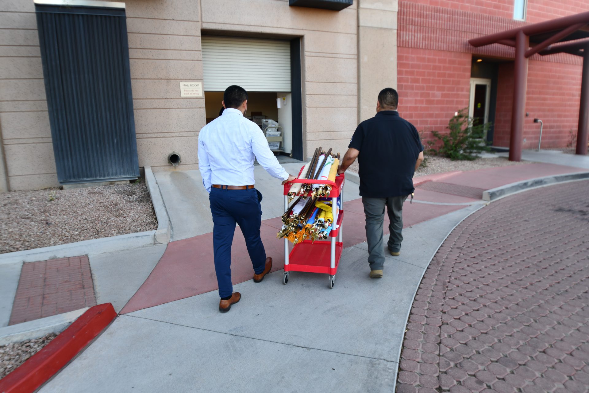 Online Exclusive: SRPMIC Becomes Temporary Sanctuary for Veterans Affairs Tribal Flags