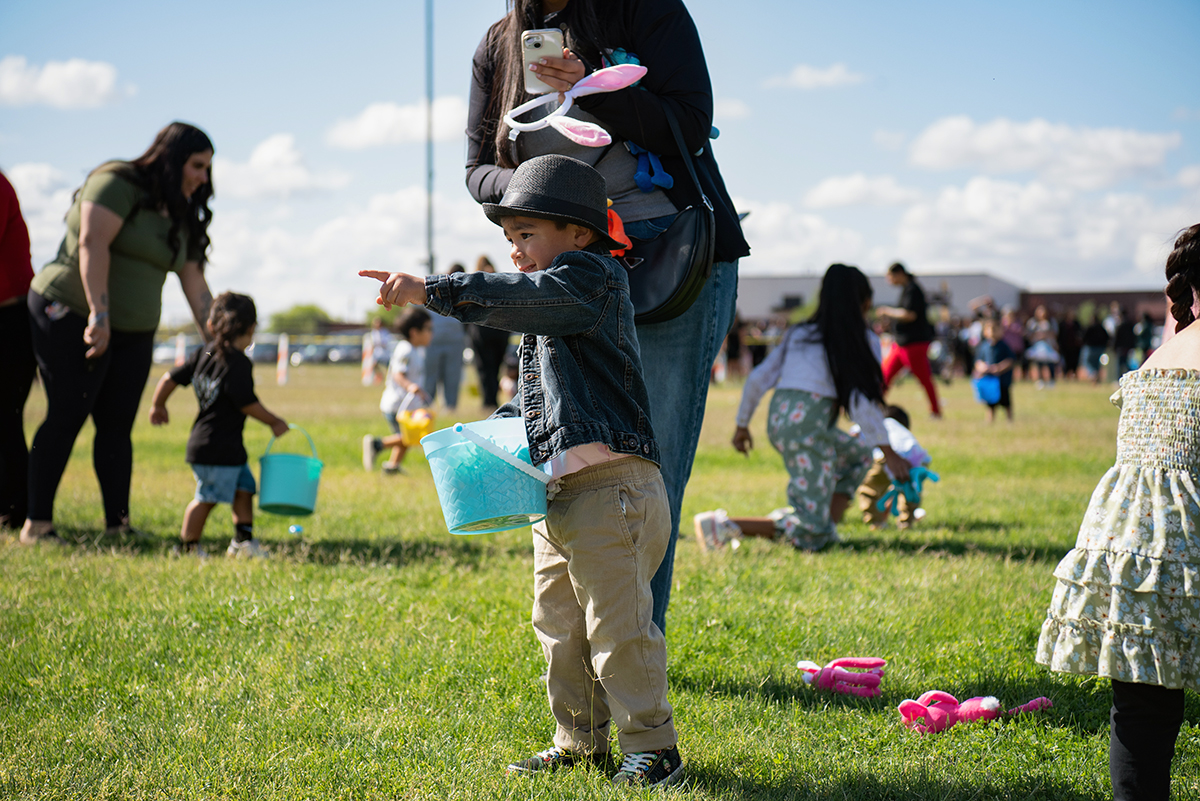 Easter Celebrated at Salt River Ballfield Easter Celebrated at Salt River Ballfield