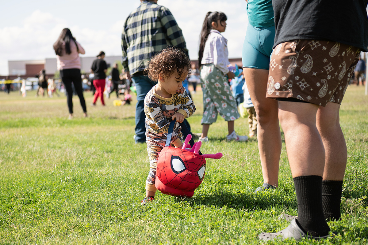 Easter Celebrated at Salt River Ballfield Easter Celebrated at Salt River Ballfield