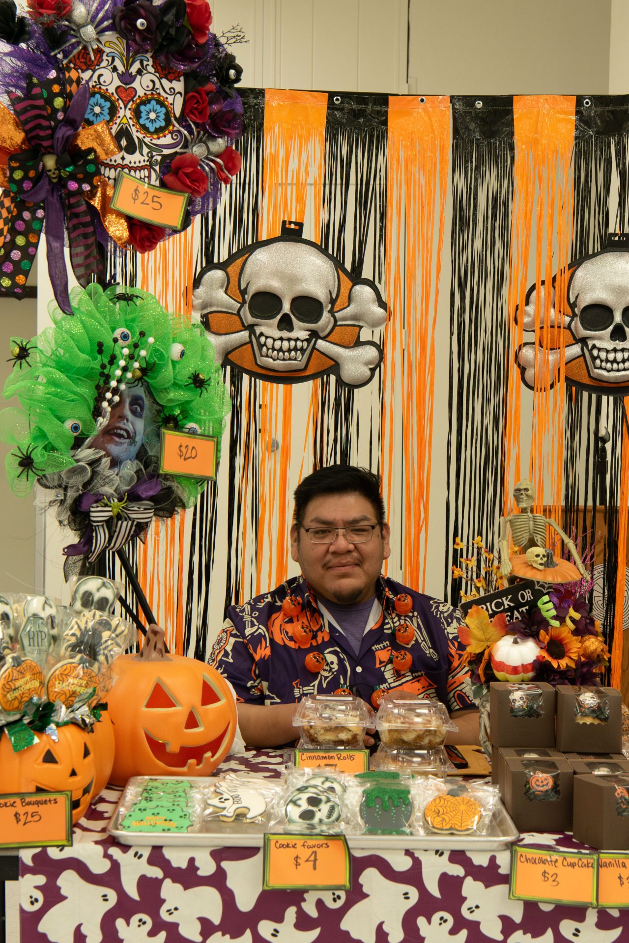 A ‘Fang-tastic’ Time at Halloween Arts and Crafts Sale A ‘Fang-tastic’ Time at Halloween Arts and Crafts Sale