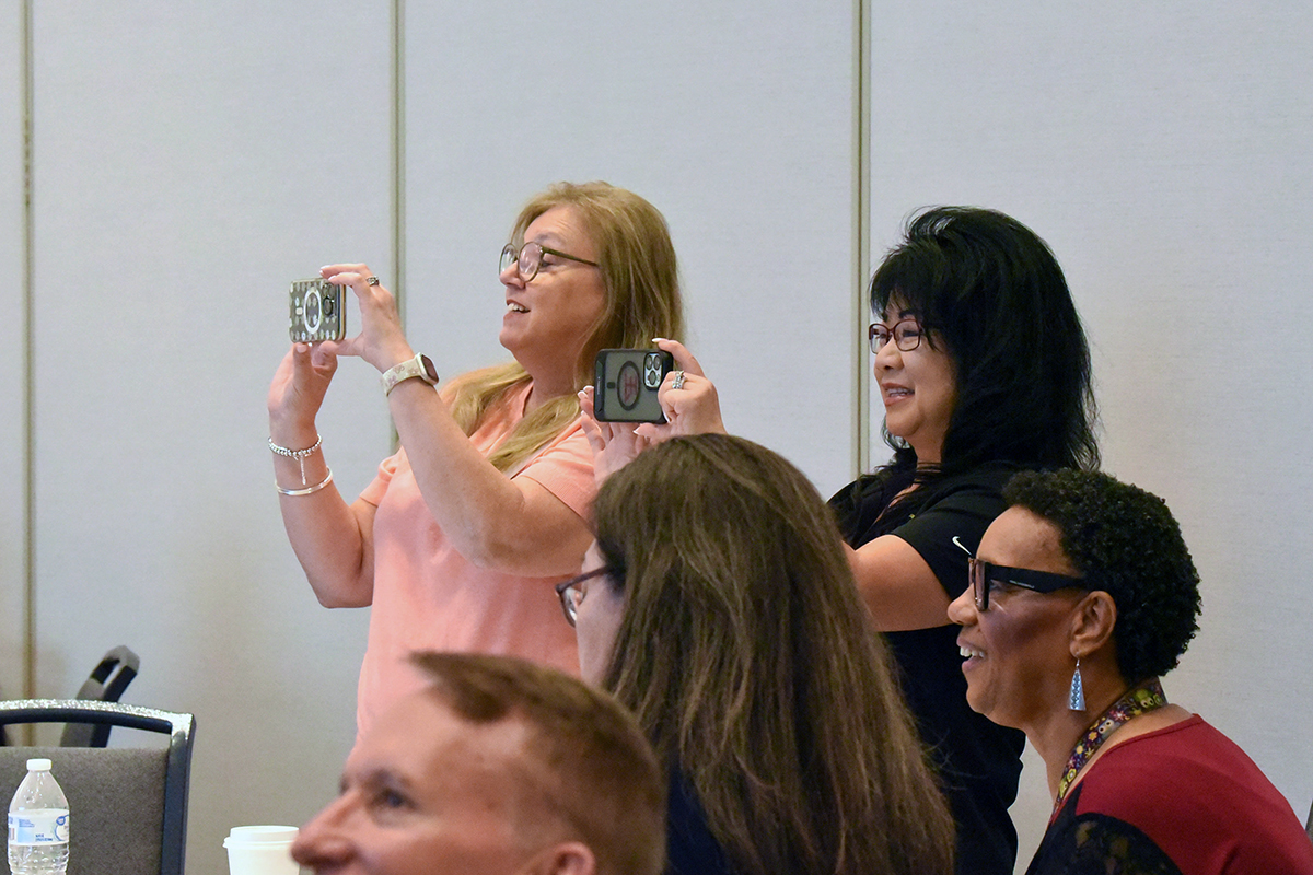 SRPMIC Employees Celebrated at Quarterly Awards