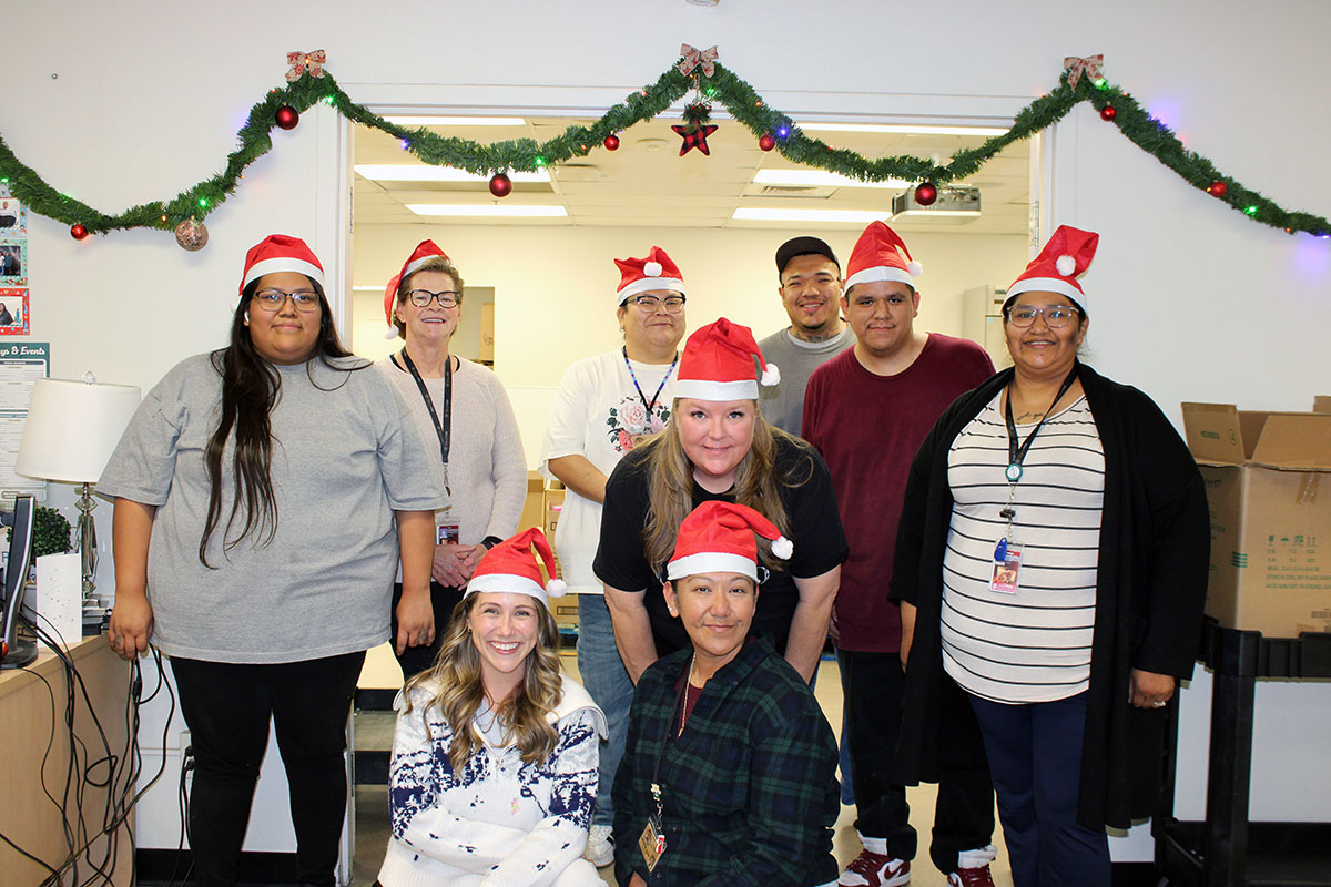 Salt River Community Gaming Enterprises Rally to Donate to Food Bank