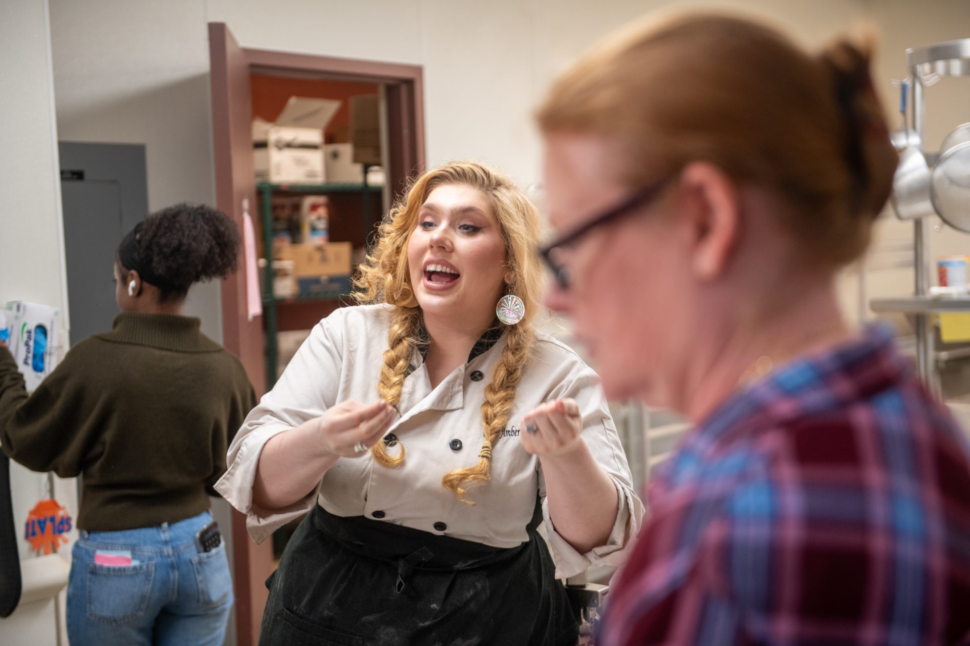 Shannon Reina Demonstrates Traditional Foods with ASU Students