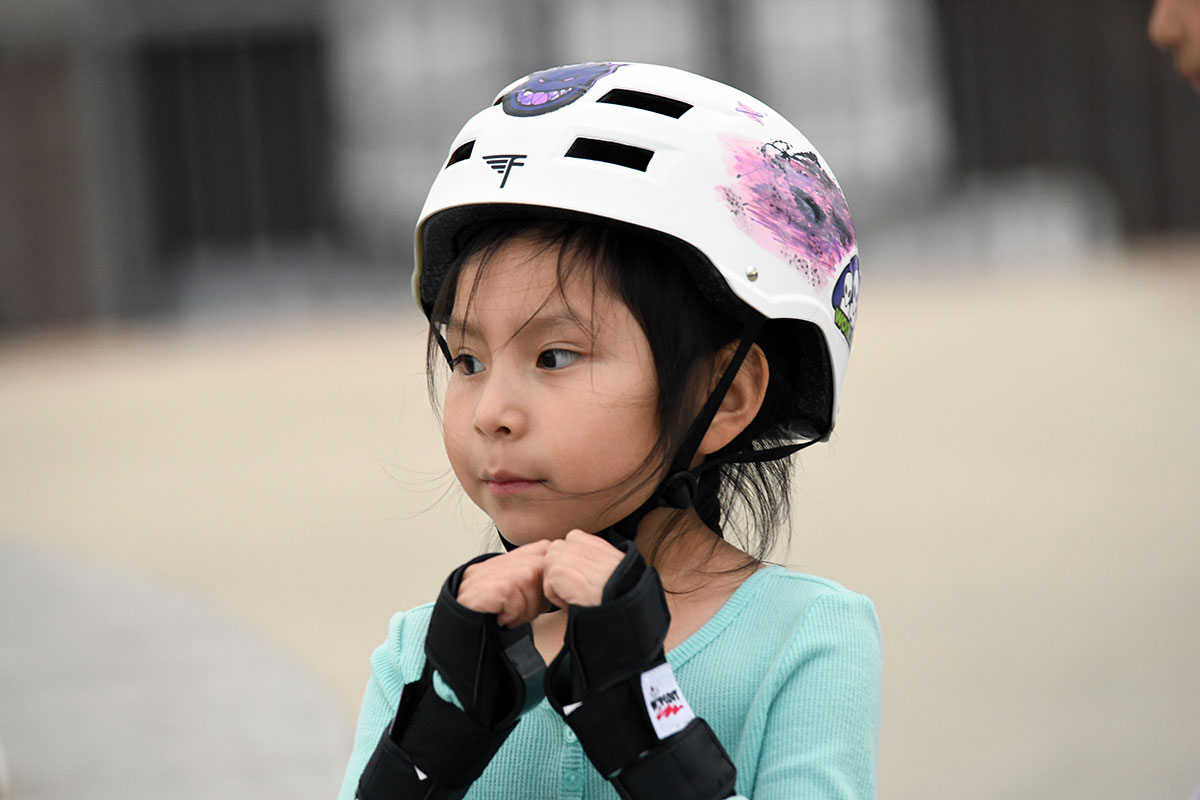 Salt River and Las ChicAZ Team Up for Skate Clinic Salt River and Las ChicAZ Team Up for Skate Clinic