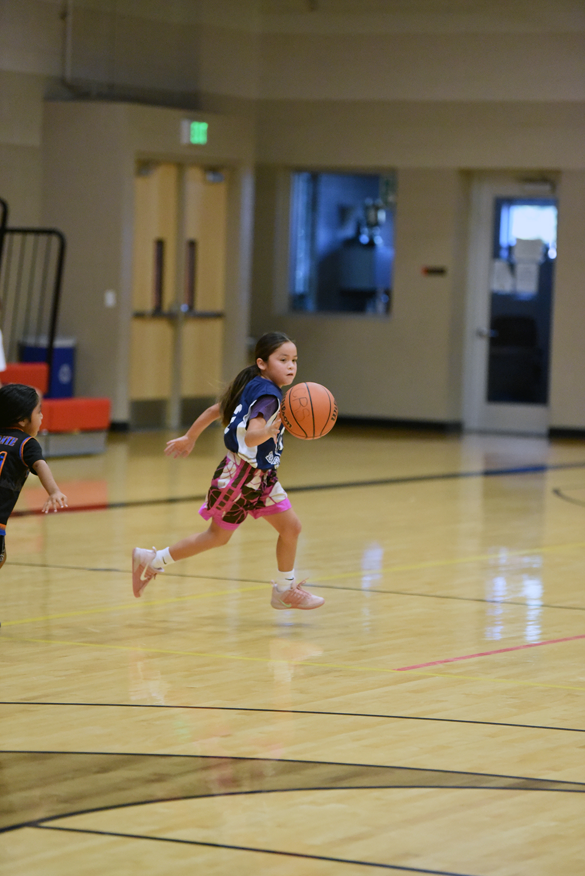 Teamwork Makes the Dream Work for Youth Basketball Teamwork Makes the Dream Work for Youth Basketball